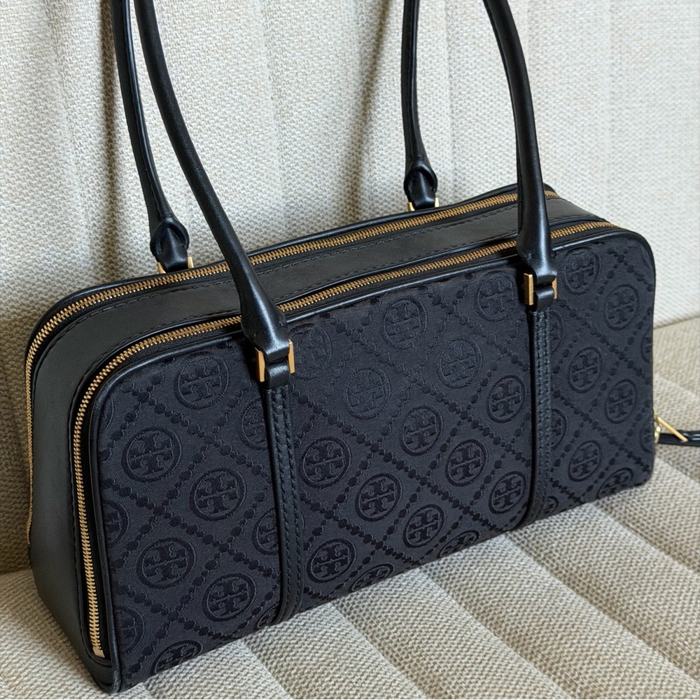 RARE Tory Burch Small T Monogram Marshmallow
Satchel Shoulder Bag Black - Picture 2 of 11